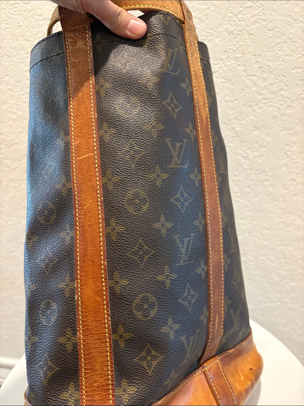 Sold Louis Vuitton Randonnee PM Monogram LV Shoulder Bag - Picture 3 of 13